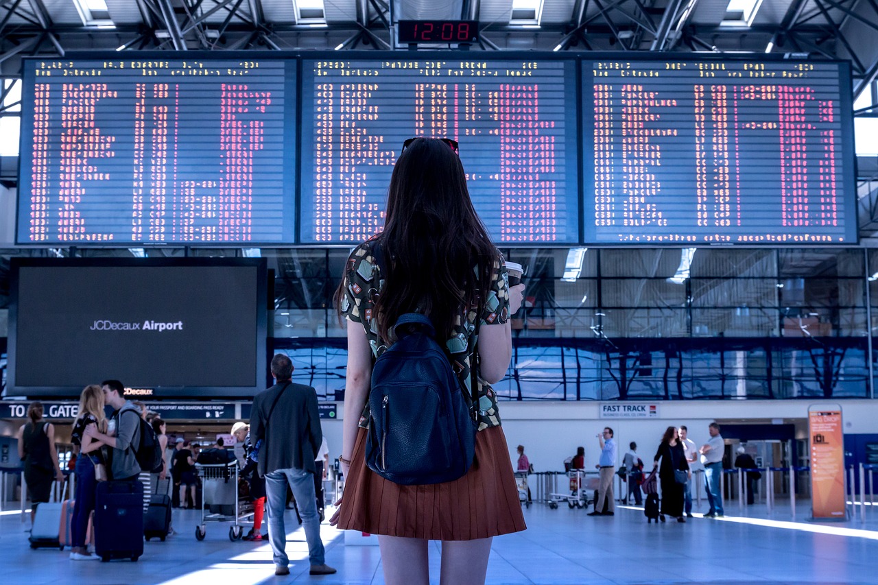 Traveling Life Hacks for First-Timers